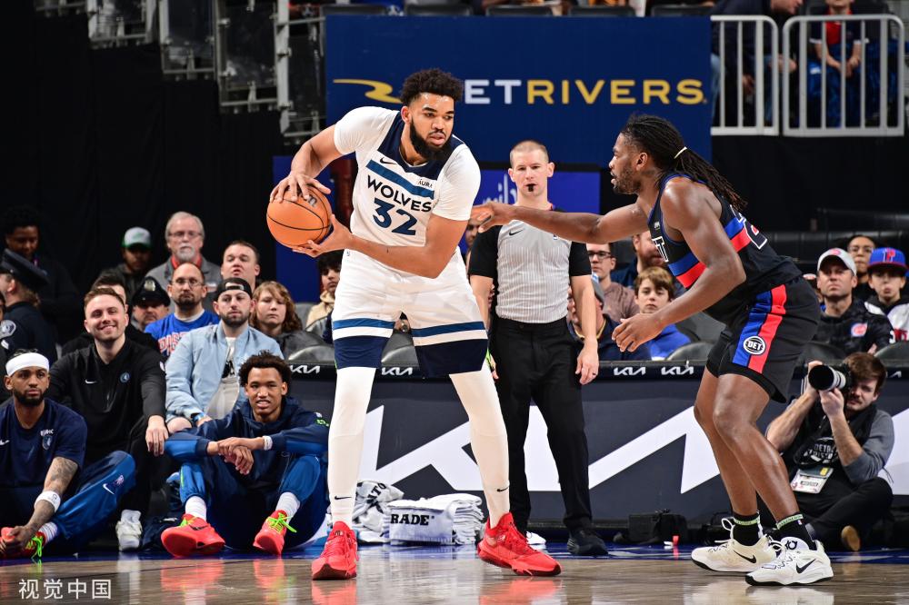 摘掉护具不 摘掉护具不